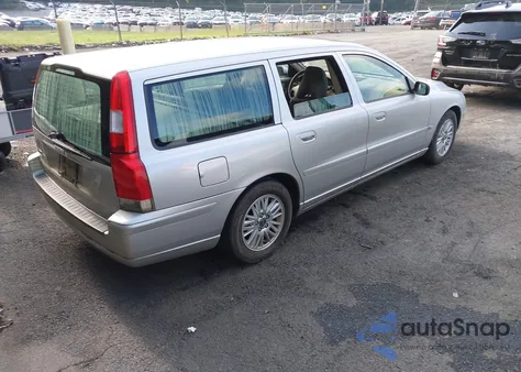 2005 Volvo V70 2.4 z USA, uszkodzony, nr VIN YV1SW640952514553